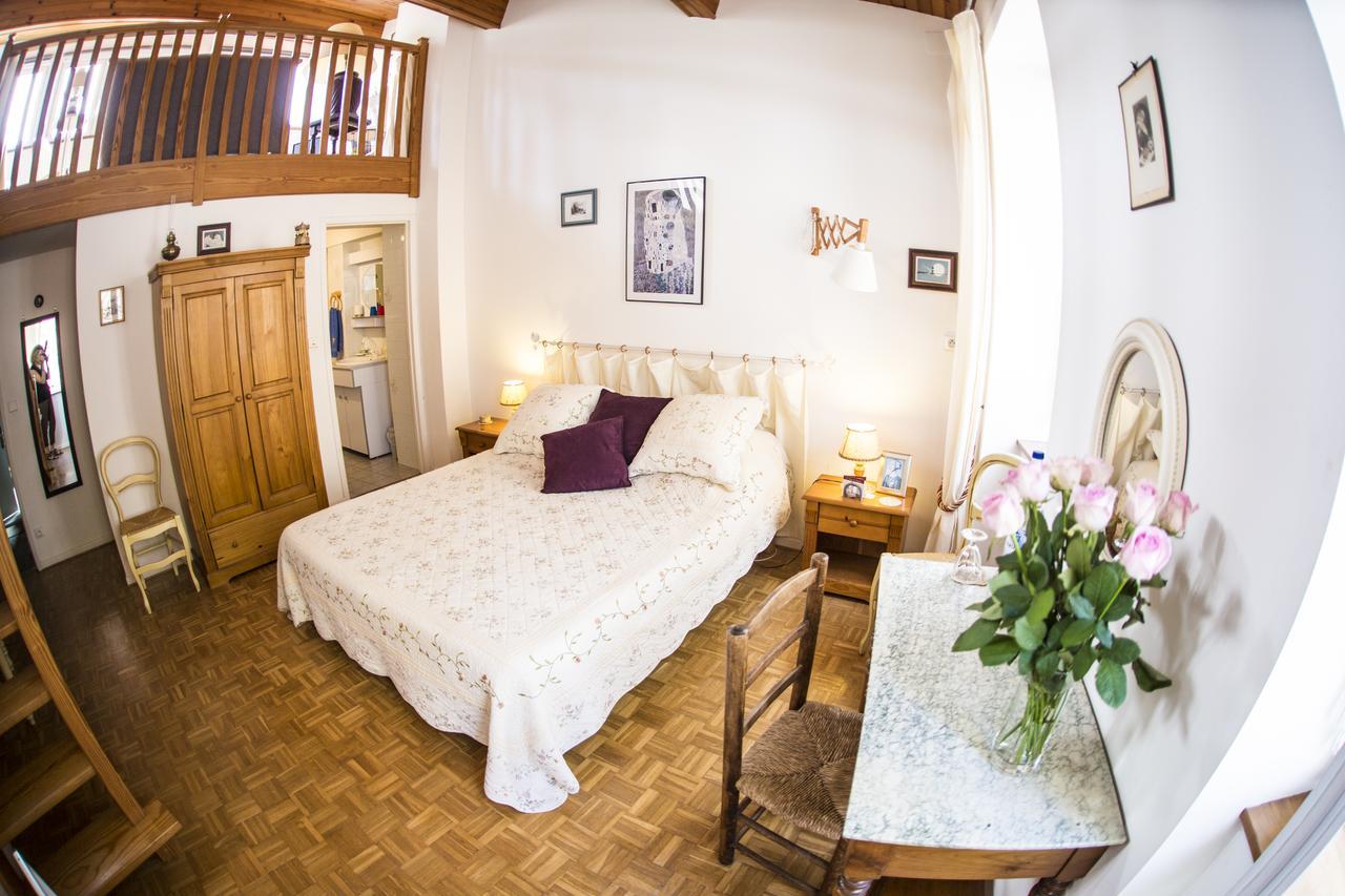 L'Arche Des Chapeliers Bed and Breakfast Foix Eksteriør billede